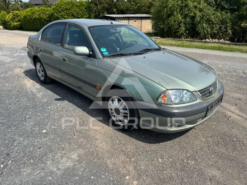 2001 Toyota Avensis