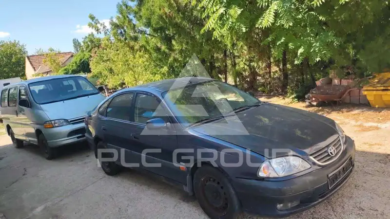 2001 Toyota Avensis