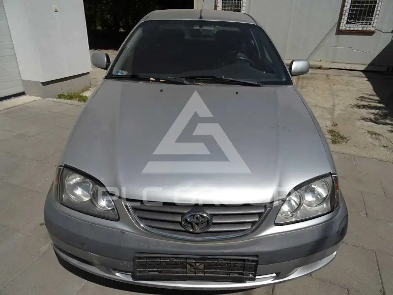 2001 Toyota Avensis