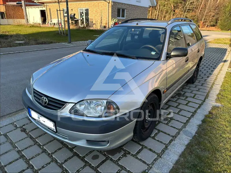 2001 Toyota Avensis