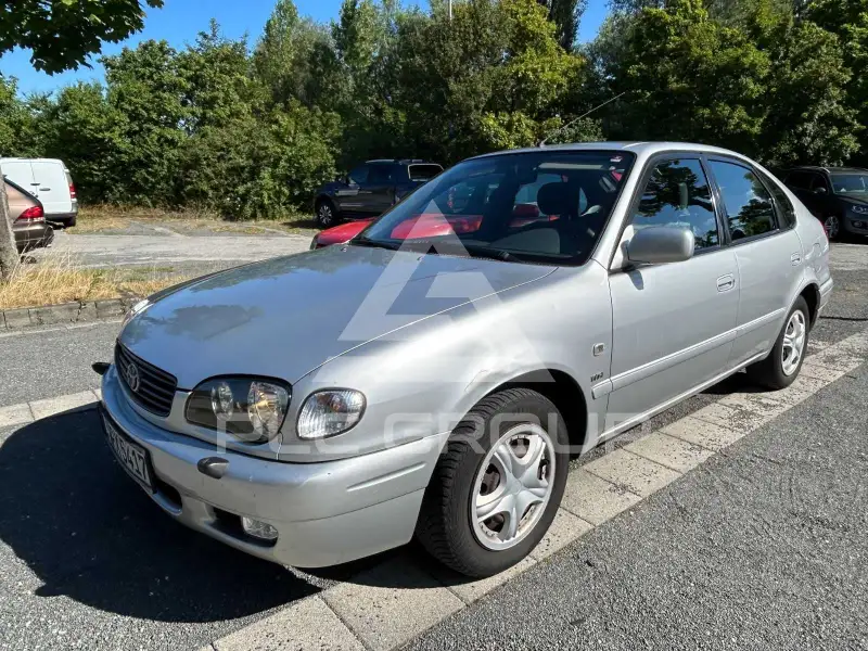 2001 Toyota COROLLA