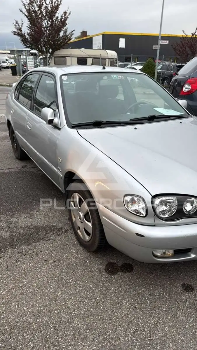 2001 Toyota COROLLA