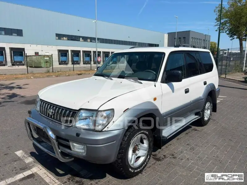 2001 Toyota LAND CRUISER