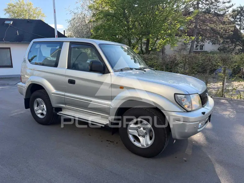 2001 Toyota LAND CRUISER