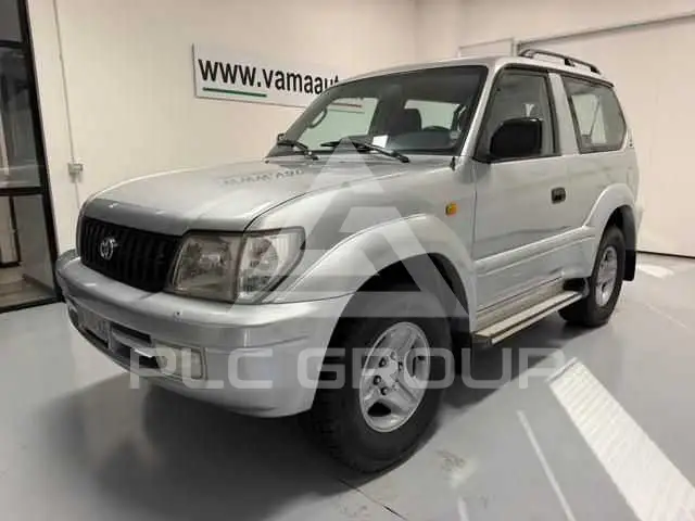 2001 Toyota LAND CRUISER