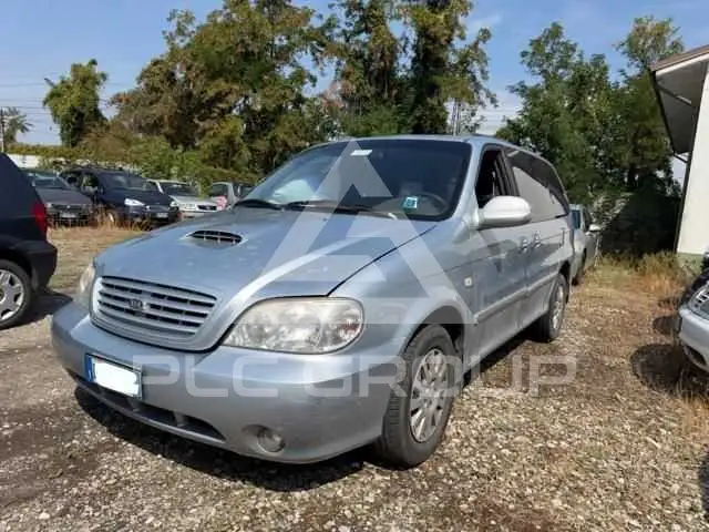 2001 KIA Carnival