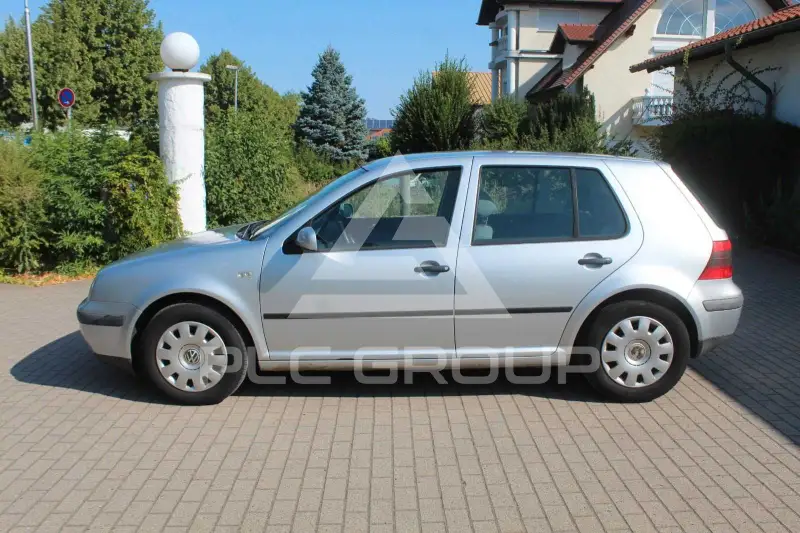 2001 Volkswagen GOLF