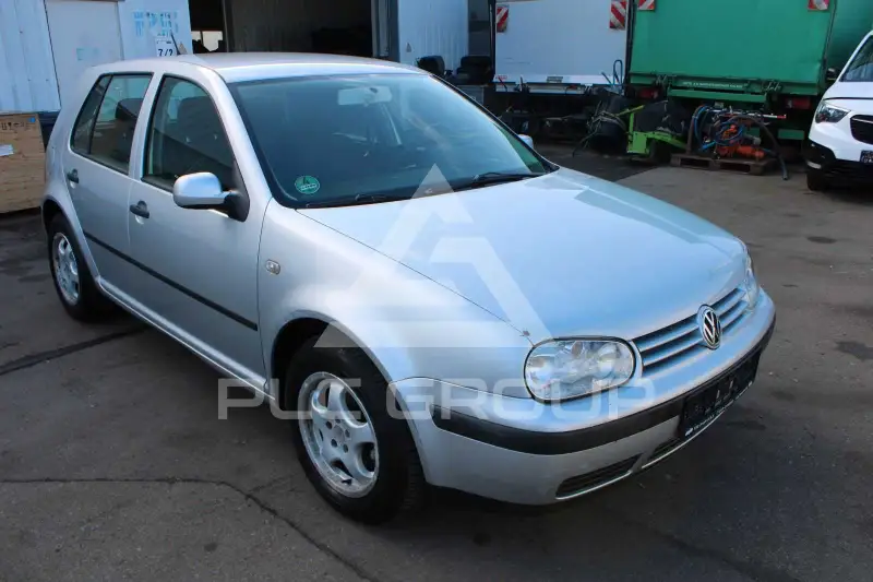 2001 Volkswagen GOLF