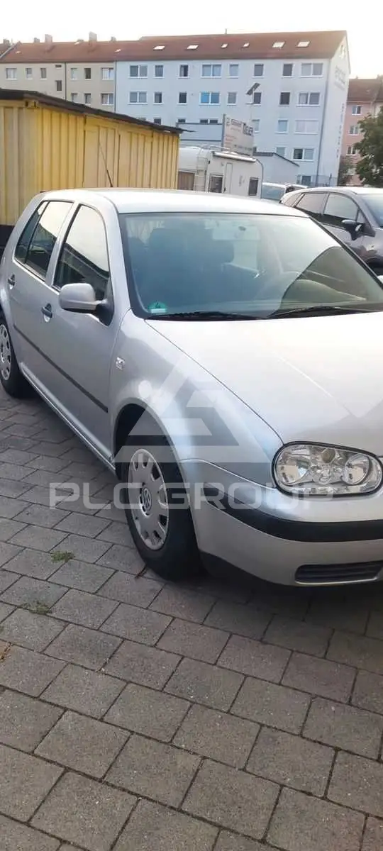 2001 Volkswagen GOLF