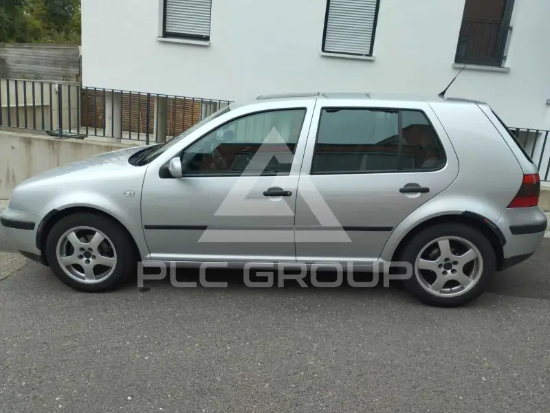 2001 Volkswagen GOLF