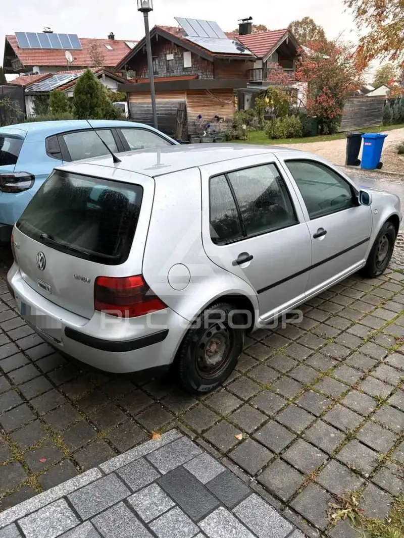 2001 Volkswagen GOLF