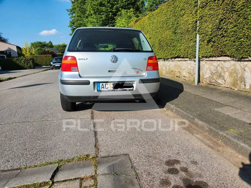 2003 Volkswagen GOLF