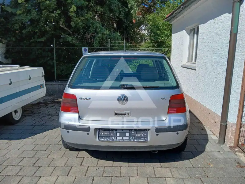 2001 Volkswagen GOLF