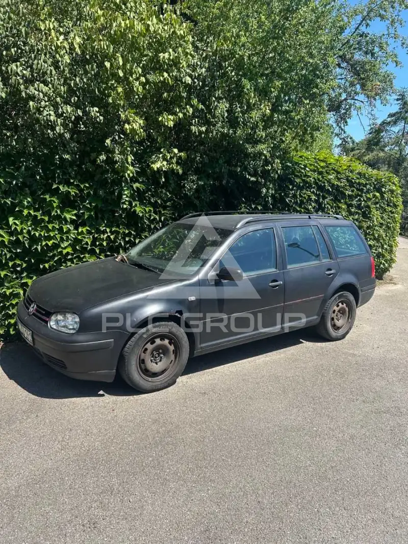 2001 Volkswagen GOLF