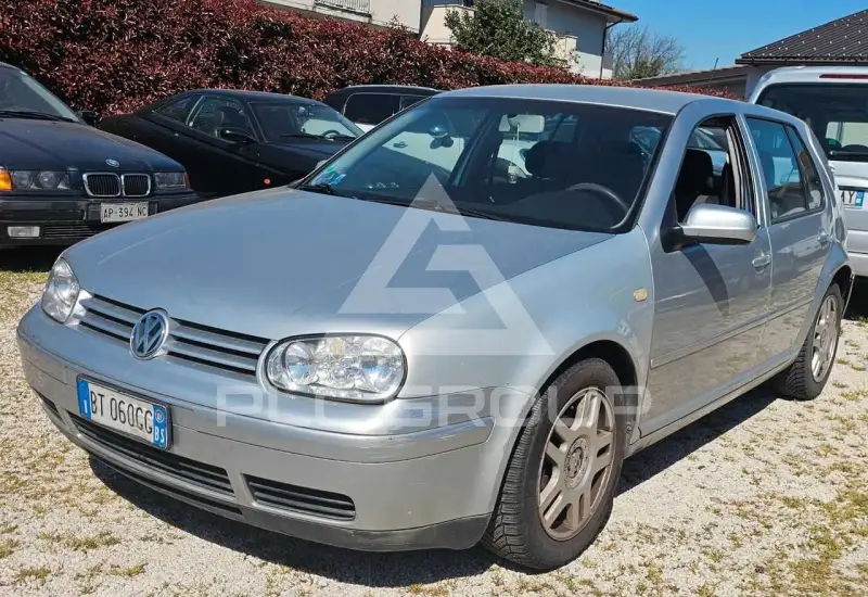 2001 Volkswagen GOLF
