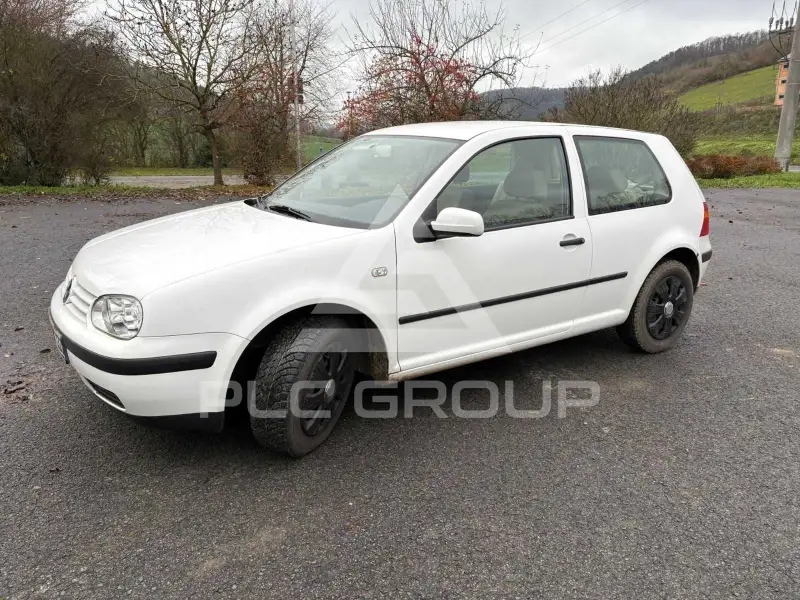 2001 Volkswagen GOLF