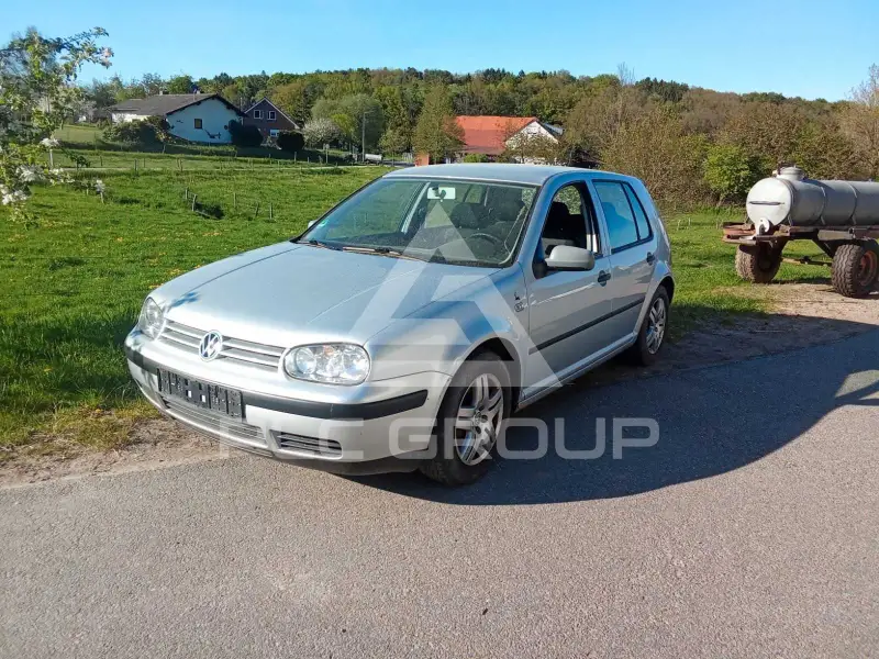 2001 Volkswagen GOLF