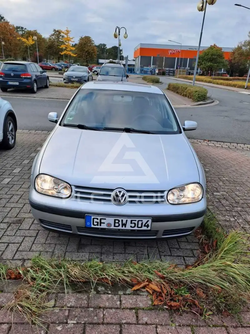 2001 Volkswagen GOLF