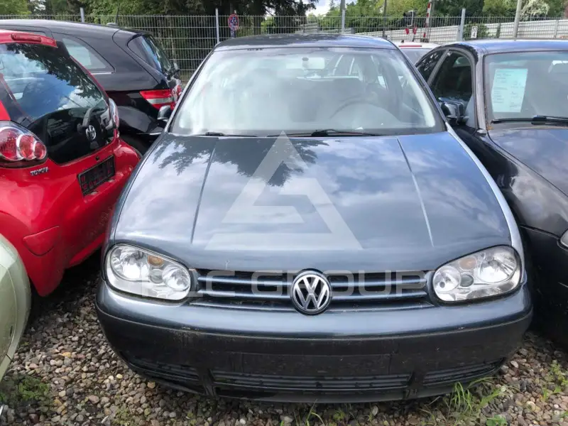 2001 Volkswagen GOLF