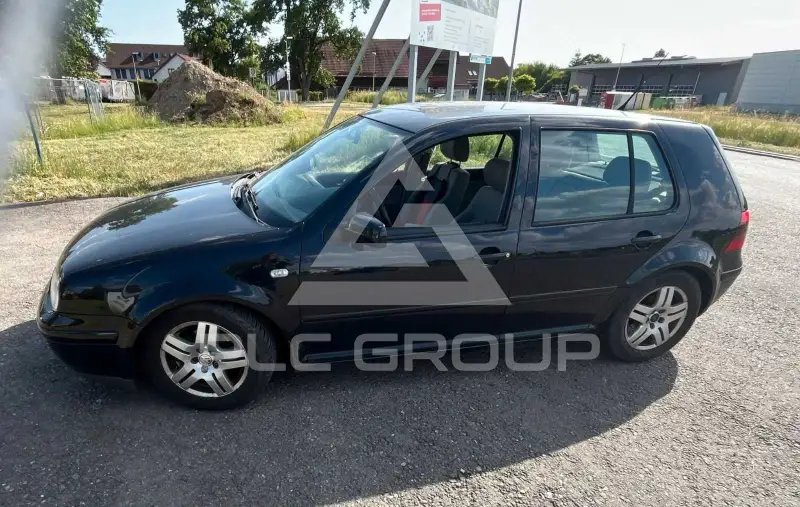 2001 Volkswagen GOLF