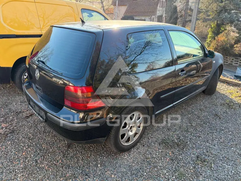 2001 Volkswagen GOLF