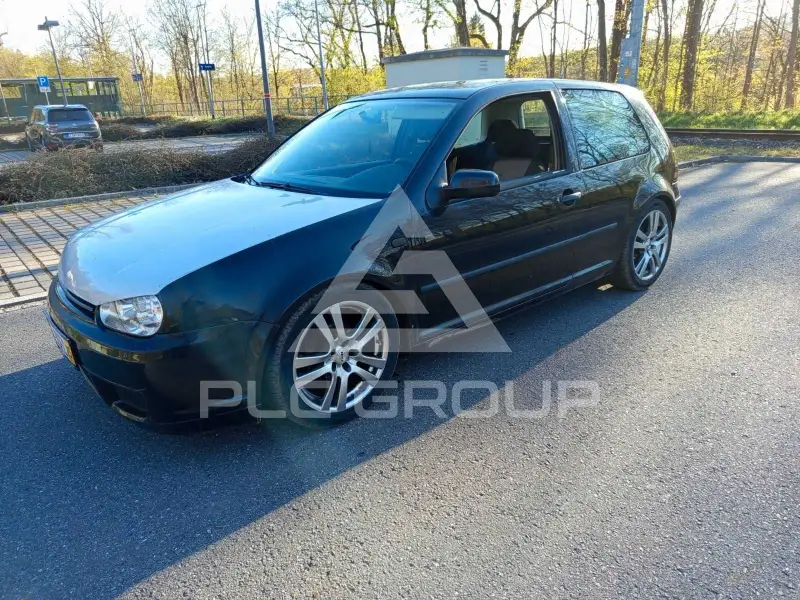2001 Volkswagen GOLF
