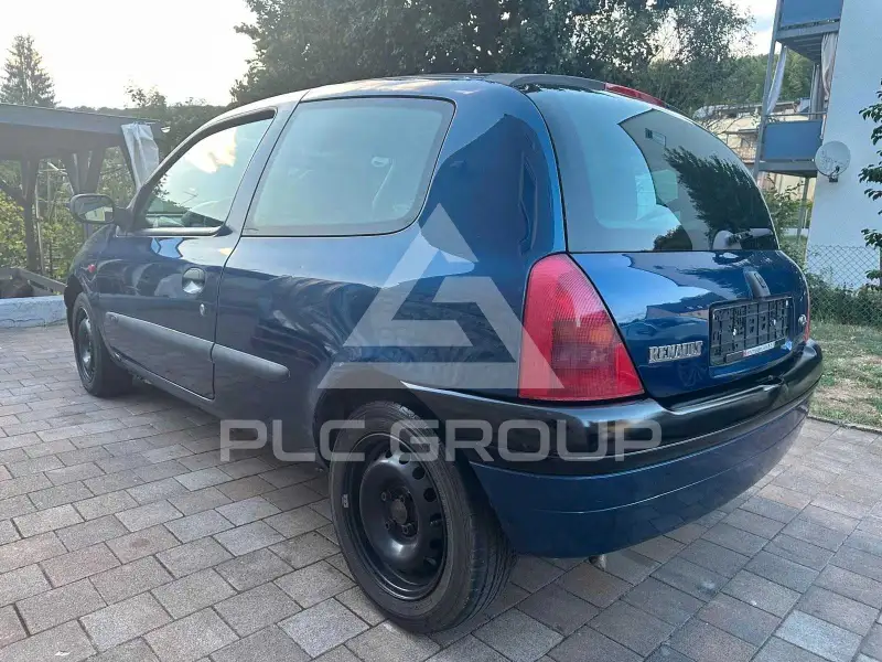 2001 Renault Clio