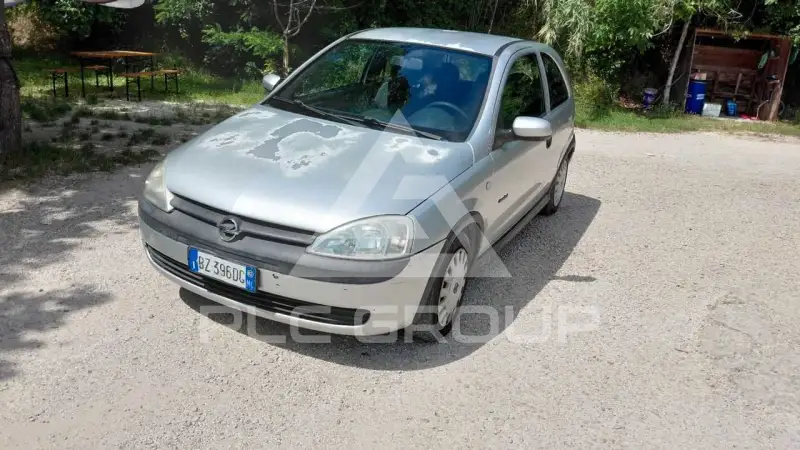 2001 Opel Corsa