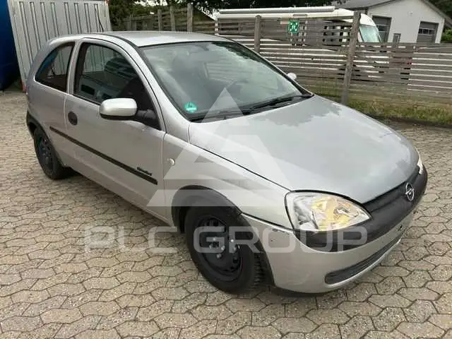 2001 Opel Corsa