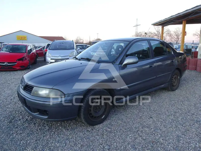 2002 Mitsubishi Carisma
