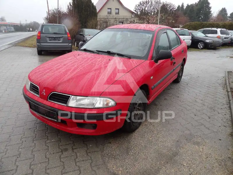 2002 Mitsubishi Carisma