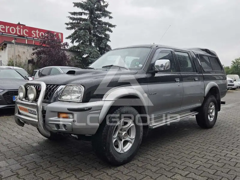 2002 Mitsubishi L200