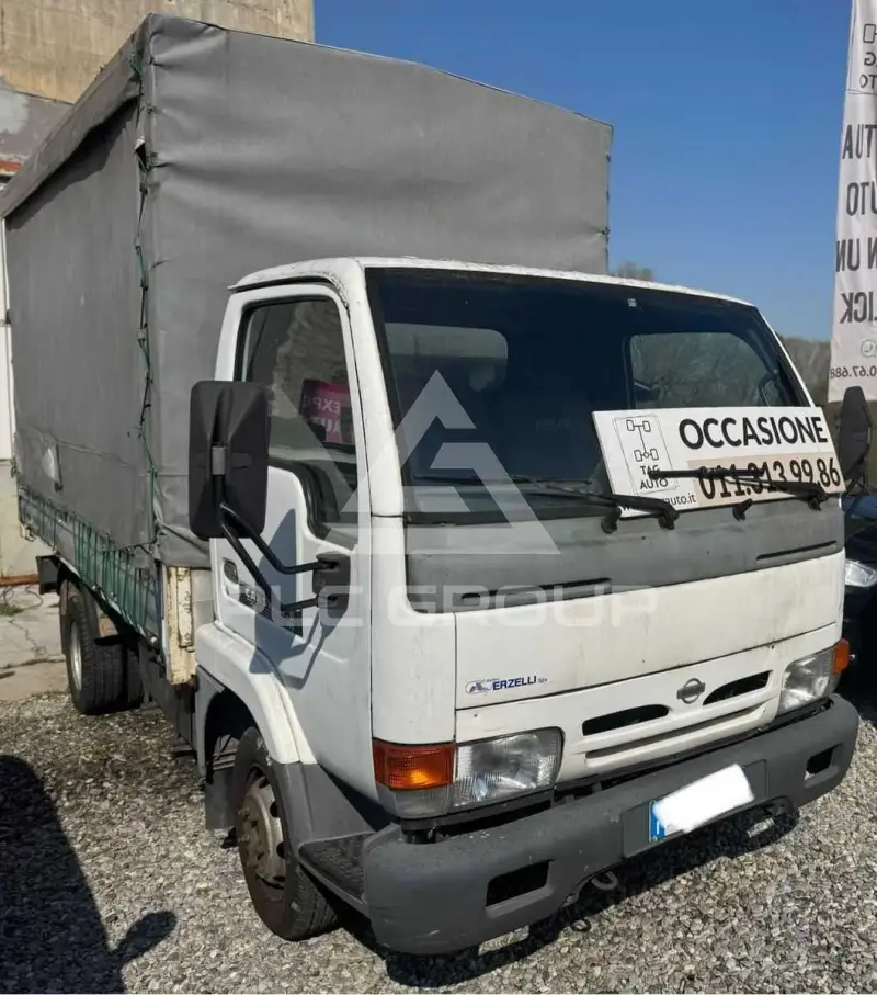 2002 Nissan CABSTAR