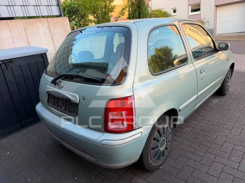 2002 Nissan MICRA