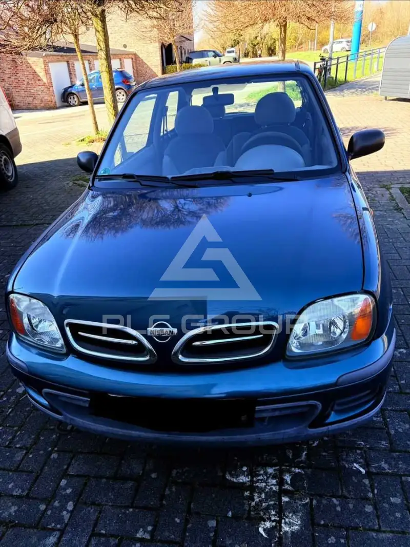 2002 Nissan MICRA
