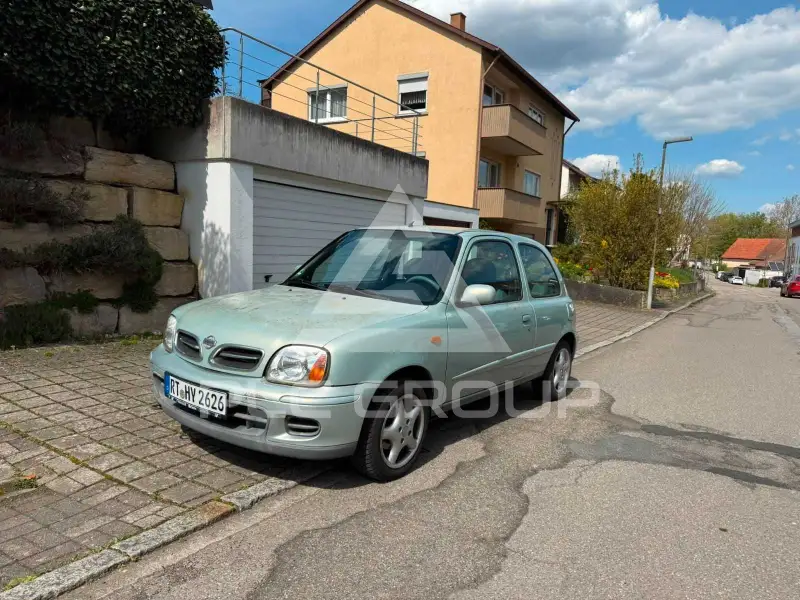 2002 Nissan MICRA