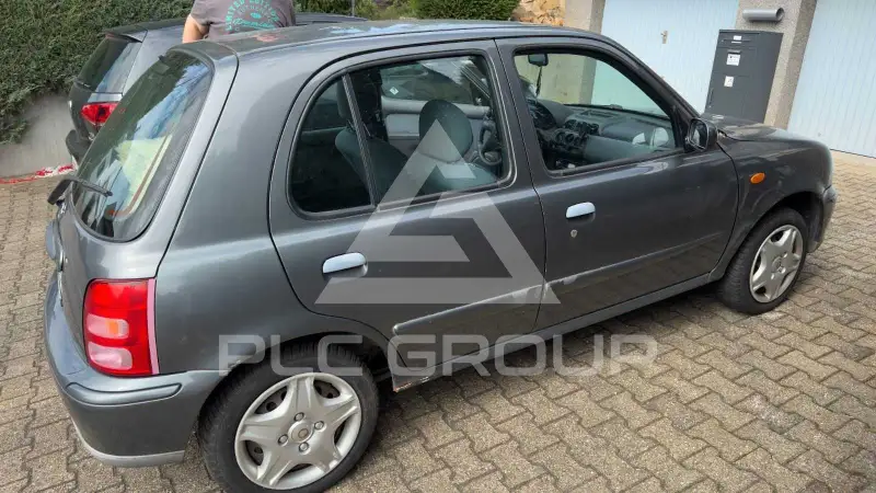 2002 Nissan MICRA