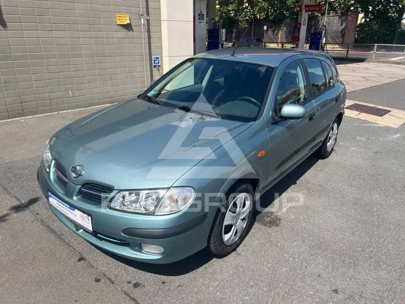2002 Nissan ALMERA