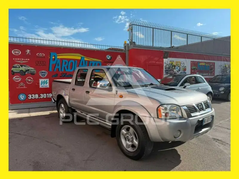 2002 Nissan Navara
