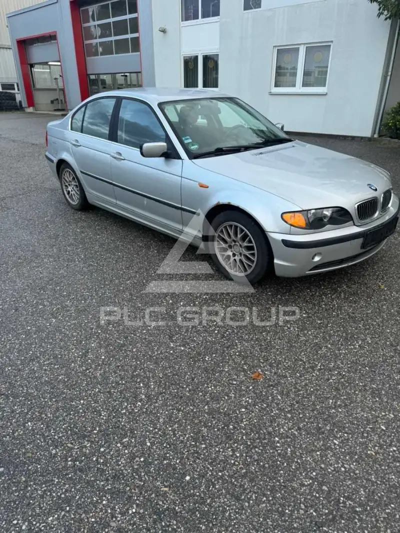 2002 BMW 325
