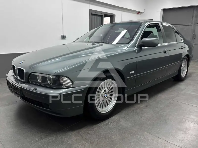 2002 BMW 530