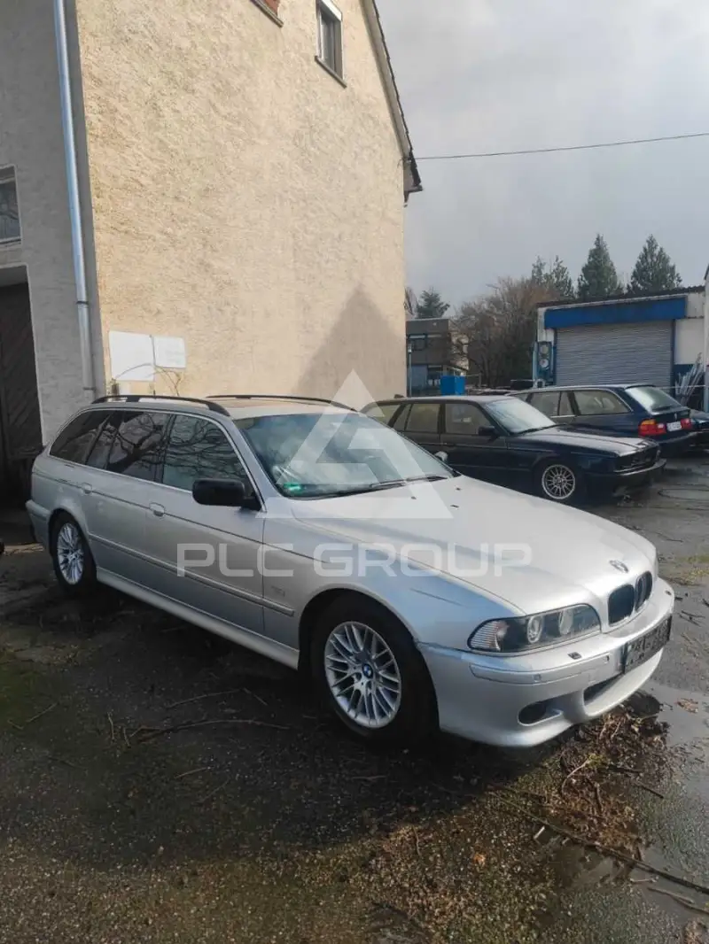 2002 BMW 530