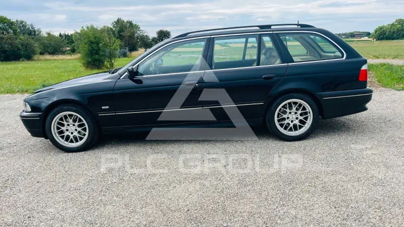 2002 BMW 525