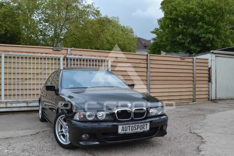 2002 BMW 525