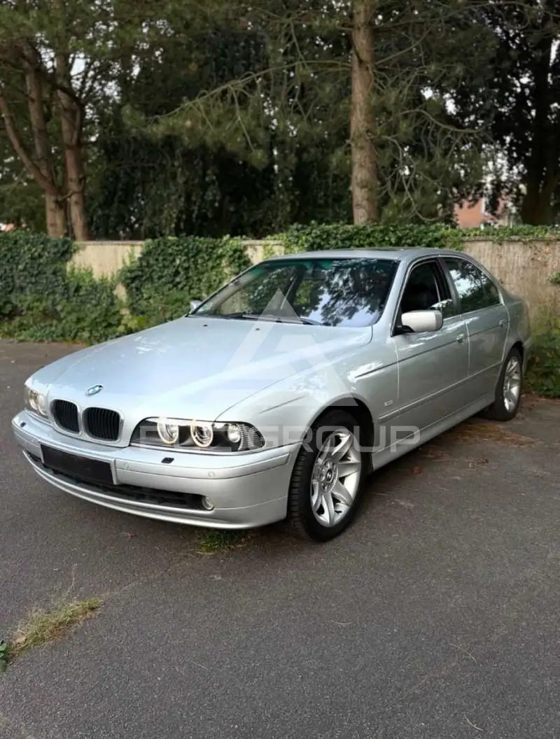 2002 BMW 525