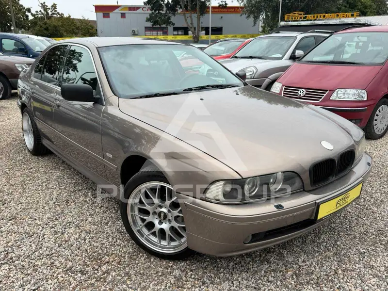 2002 BMW 525