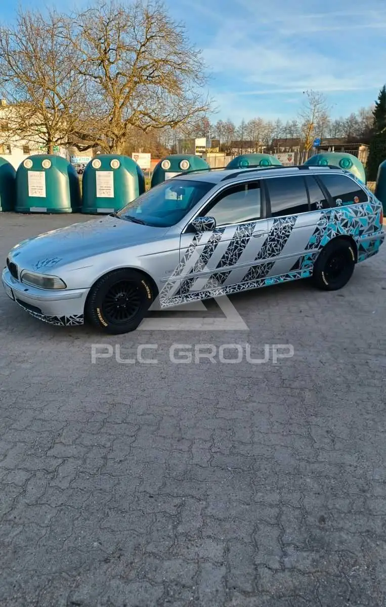 2002 BMW 525