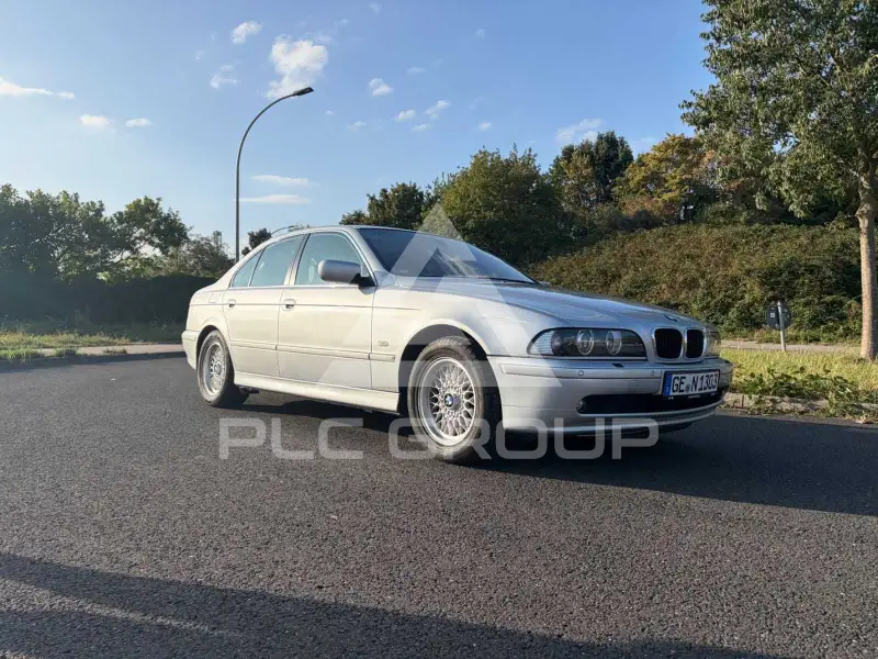 2002 BMW 525