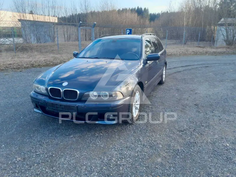 2002 BMW 525