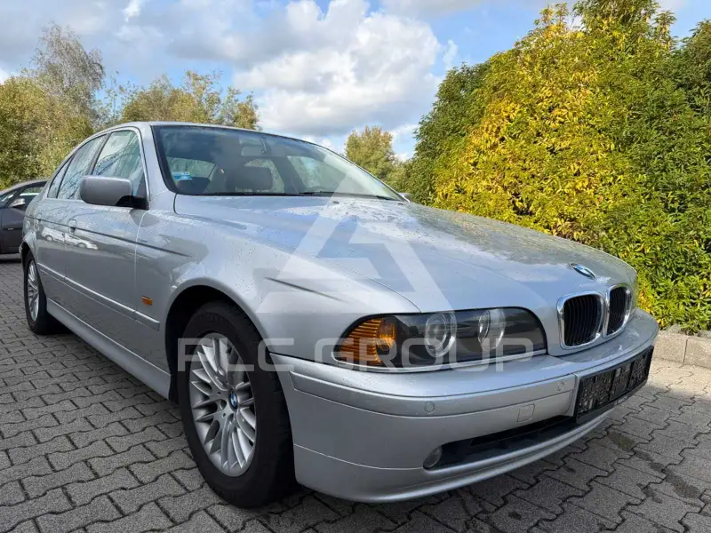 2002 BMW 525